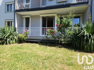Apartment at Quincy-sous-Sénart (91480)
