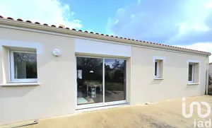 House at Nuaillé (49340)