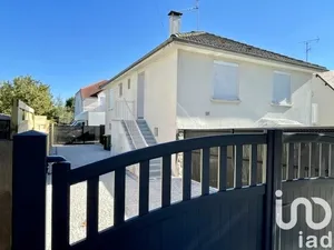 Maison traditionnelle à Semoy (45400)