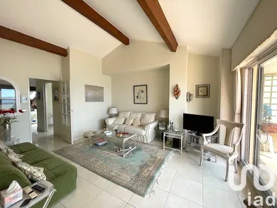 Appartement à Fréjus (83600)