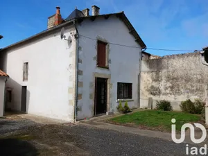 House at Saint-Secondin (86350)