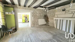 House at Arc-en-Barrois (52210)