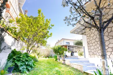 House at Royan (17200)