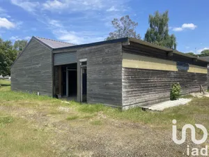 Atelier à Parigné (35133)