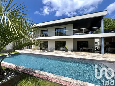 Maison à Pau (64000)