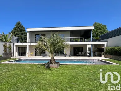 Maison à Pau (64000)