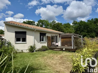 Maison traditionnelle à Parentis en born (40160)