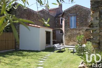 Maison traditionnelle à L'Herbergement (85260)