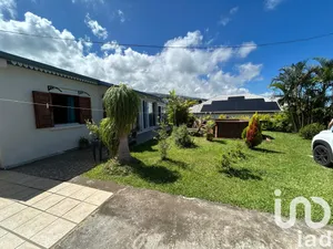 Maison traditionnelle à Les Trois-Bassins (97426)