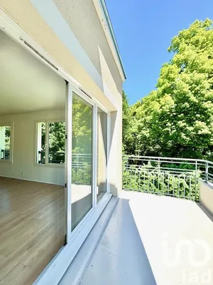 Apartment at Morsang-sur-Orge (91390)