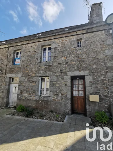 Maison à Ploëzal (22260)