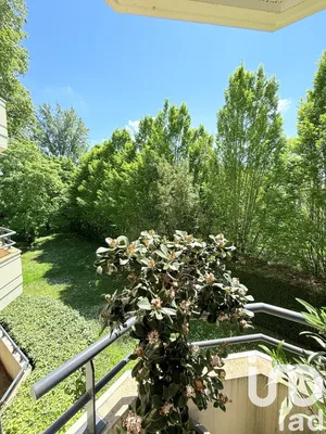 Apartment at Mérignac (33700)