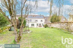 Maison à La Ville-du-Bois (91620)
