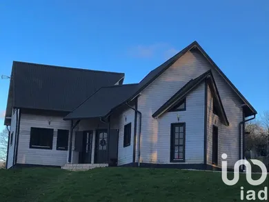 Maison à Villeneuve-sur-Yonne (89500)