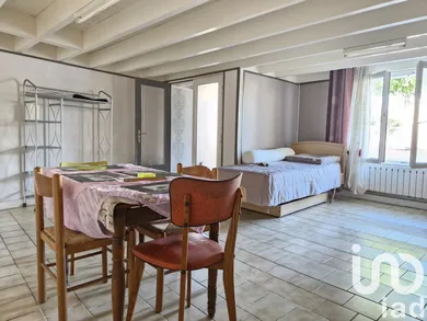 Townhouse in Saint-Rogatien (17220)