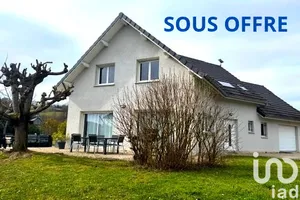 Traditional house at Parves (01300)