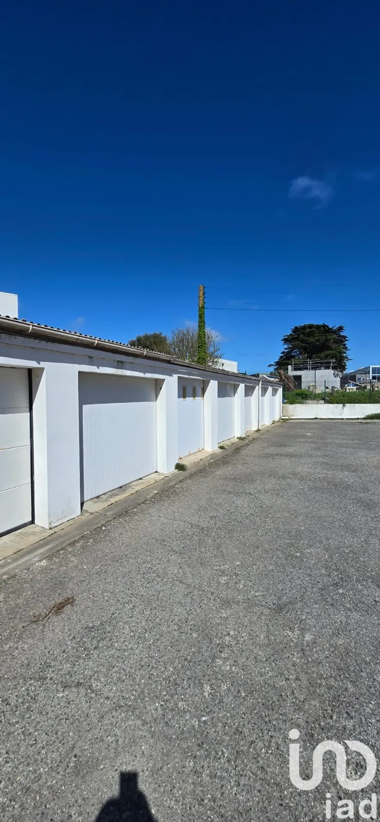 Parking 18 m² · à Quiberon · 18 m² · 56 000 €