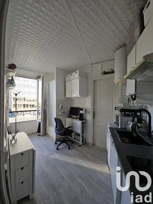 Apartment at Paris (75015)