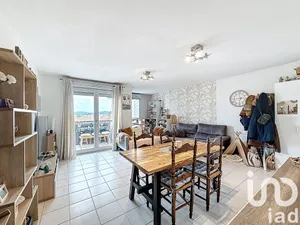 Appartement à Pont-de-Chéruy (38230)