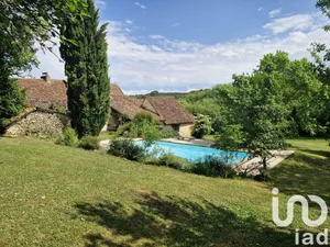 Maison de campagne à Saint-Jean-d'Estissac (24140)
