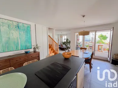 Duplex in Bois-Colombes (92270)