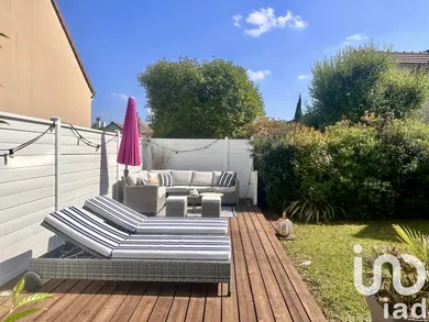 House at Thiais (94320)