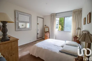 Apartment at Le Chesnay (78150) — 11/14
