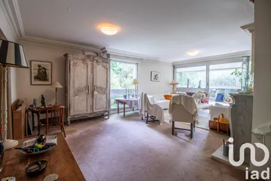 Apartment at Le Chesnay (78150) — 3/14