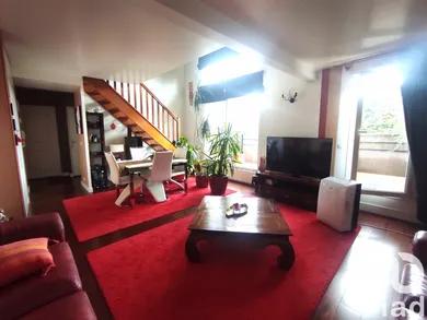 Duplex at Combs-la-Ville (77380) — 2/13