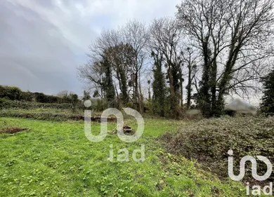 Terrain à bâtir à La Celle-sur-Morin (77515)