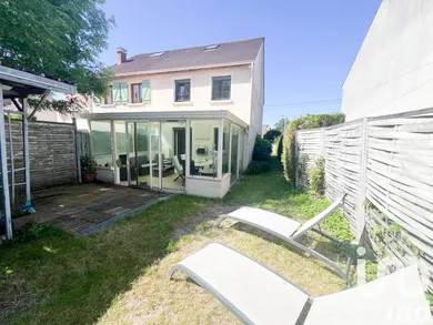 House at Quincy-Voisins (77860)