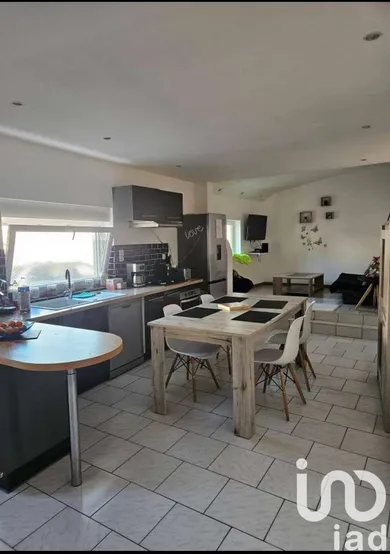 Immeuble à Pont-à-Vendin (62880)