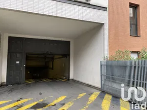 Parking at Asnières-sur-Seine (92600)