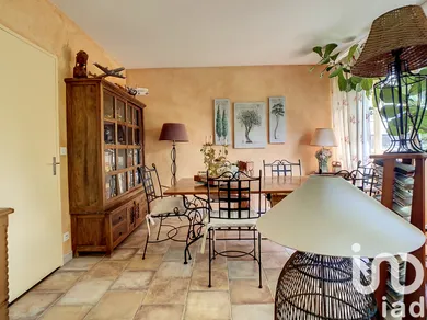Apartment in Vaux-le-Pénil (77000)