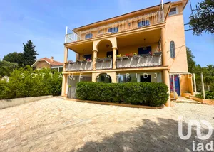 Apartment at Bandol (83150)