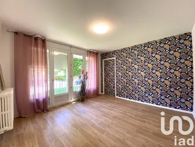Apartment at Moyeuvre-Grande (57250)
