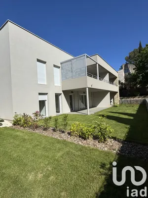 Apartment at Nîmes (30900)