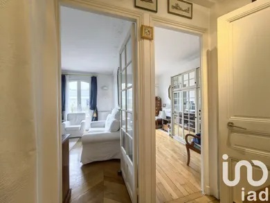 Apartment at Neuilly-sur-Seine (92200)