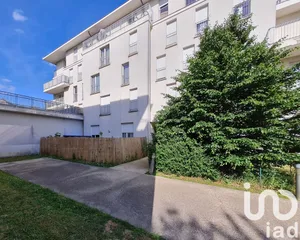Appartement à Sainte-Geneviève-des-Bois (91700)