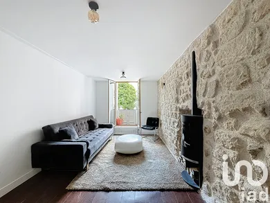 Apartment in Nanterre (92000)