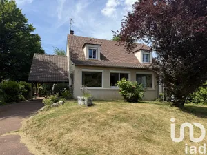 Maison traditionnelle à Bois-le-Roi (77590)