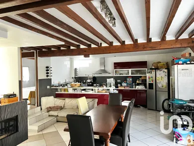 Townhouse in Viry-Châtillon (91170)