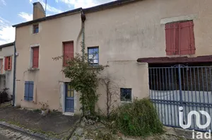 Maison de village à Noyers (89310)