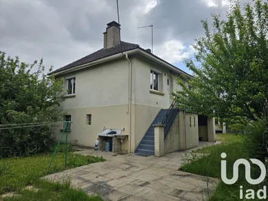 House at Rosoy (89100)