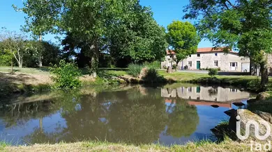 House at Vasles (79340)