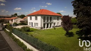 Maison d'architecte à Ennezat (63720)