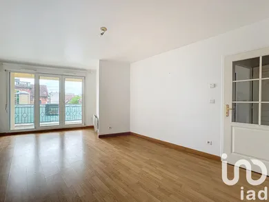Apartment in Reims (51100)