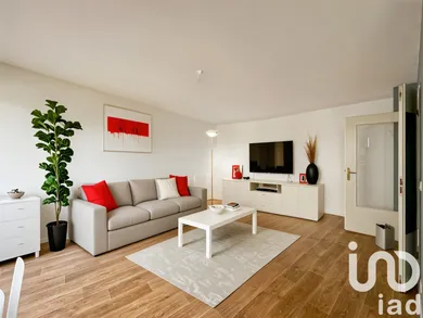 Appartement à Combs-la-Ville (77380)