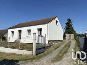 Detached at Clastres (02440)