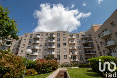 Apartment at Bonneuil-sur-Marne (94380)